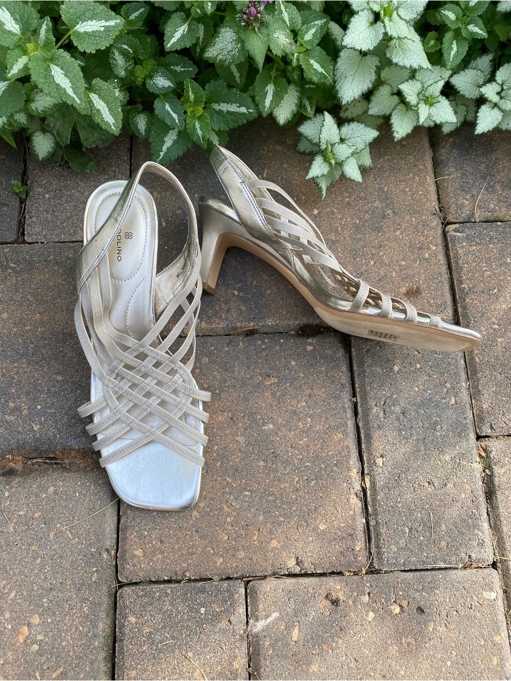 Bandolino Gold Woven Strappy Sandals — Size 10 M Summer Sale